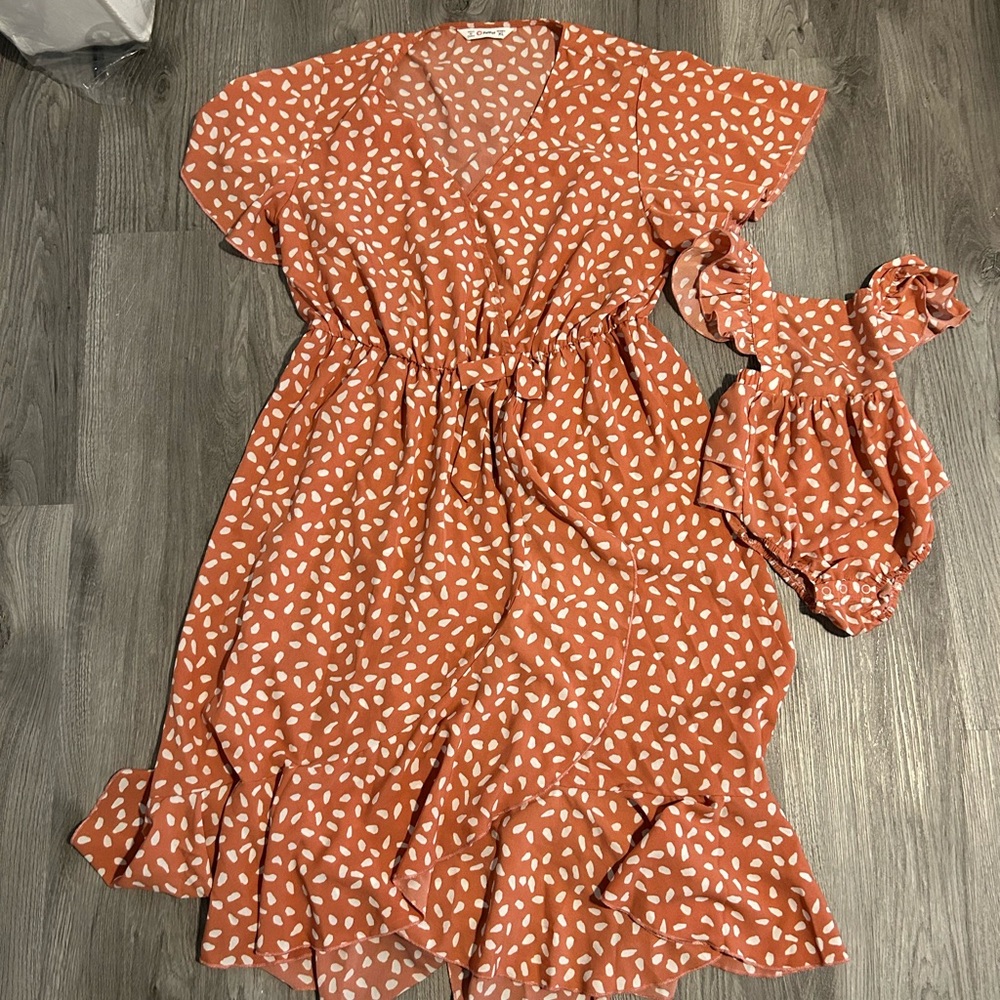 SOLD PatPat Mommy and Me Set XL  Midi Dress with White Dot Print/ 12-18M  Romper